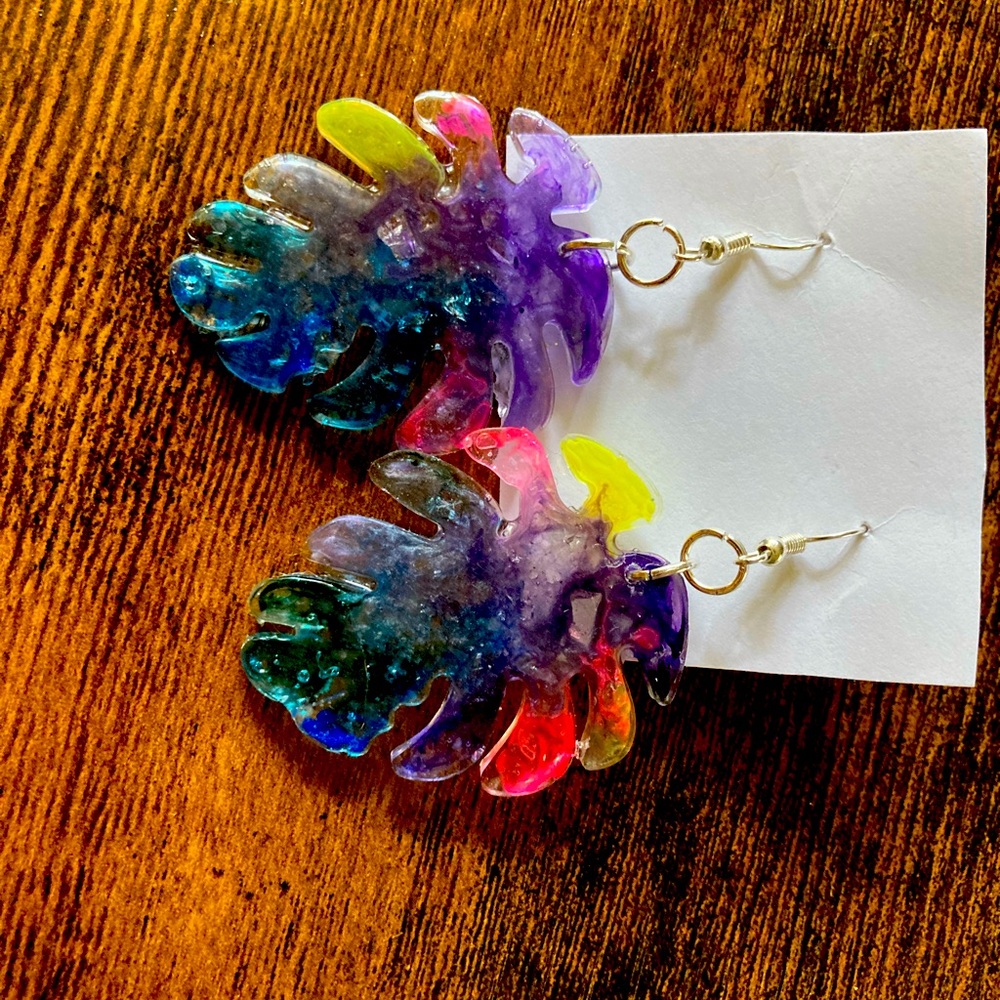 Tropical leaf earrings